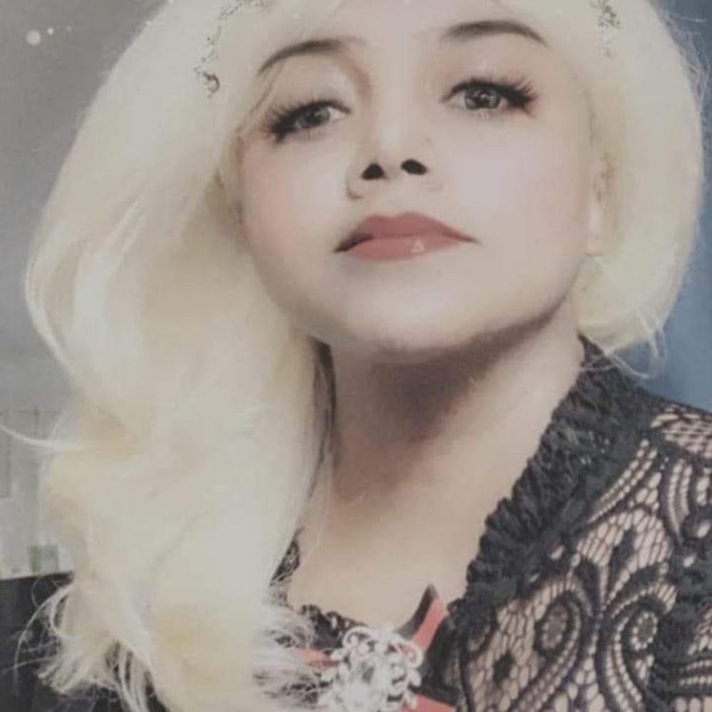 Meet your Posher, Sharina